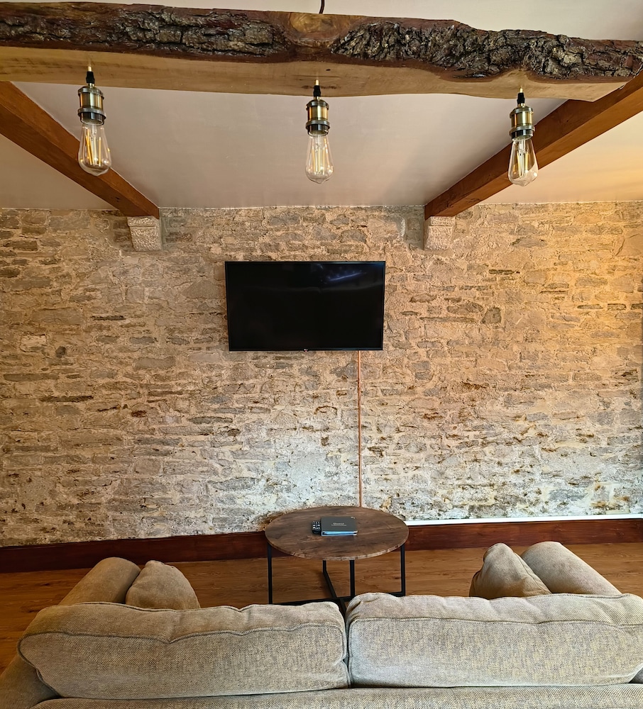Superior Studio - Photo 3
