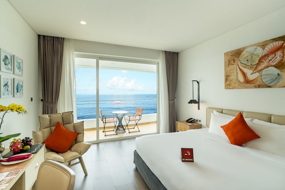 Premium Double Room, Ocean View photo 2