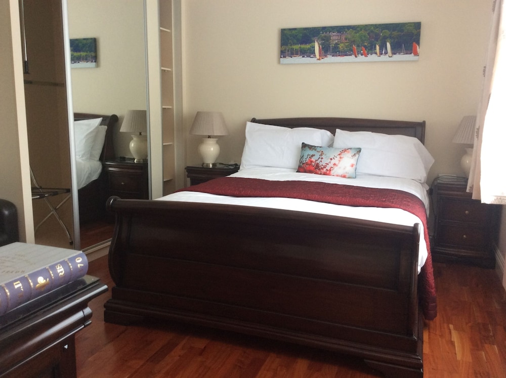 Double Room, Jetted Tub