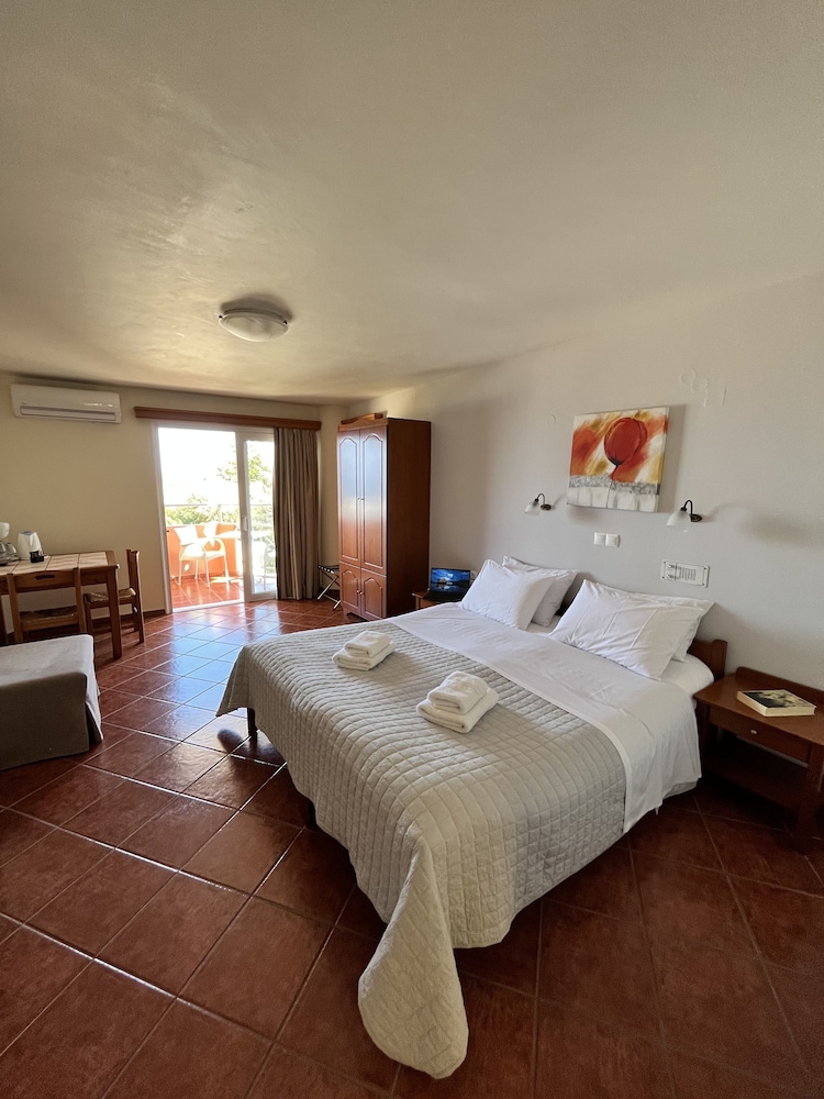 Superior Double or Twin Room, Sea View