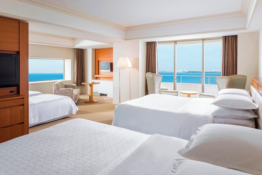 Premium Room, Multiple Beds - Photo 1