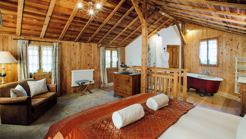 Deluxe Double Room, Balcony, Mountain View