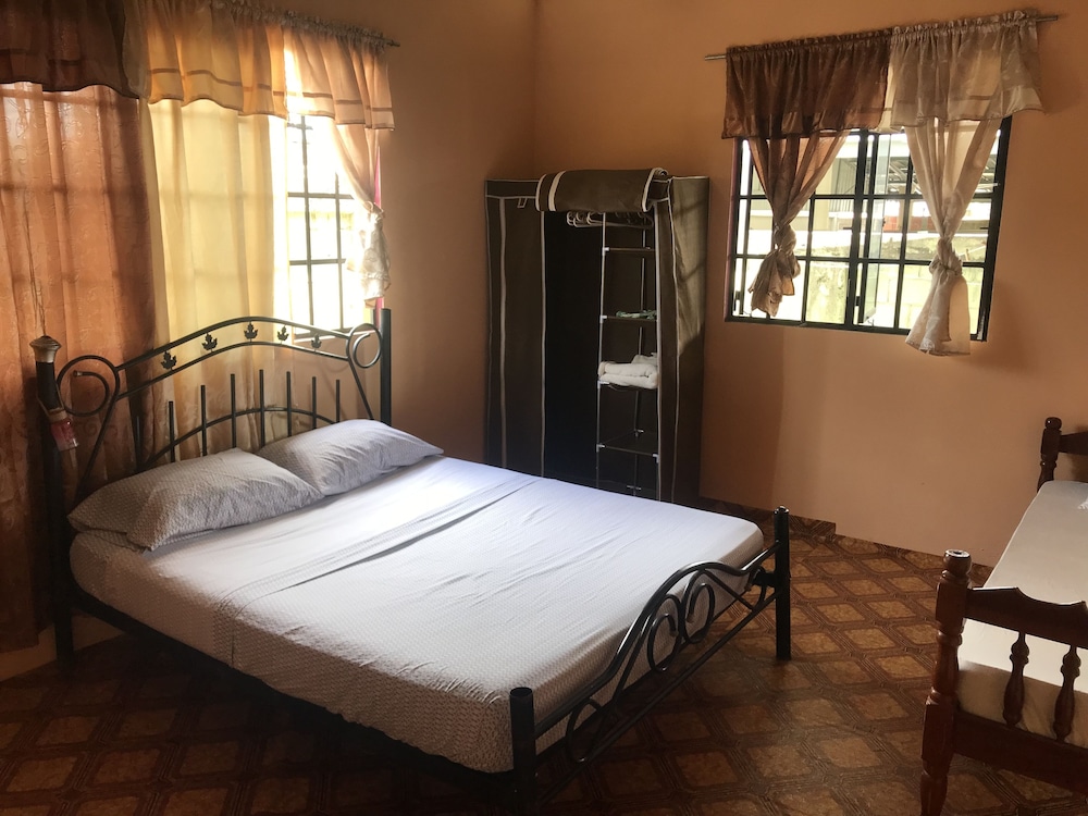 Basic Double Room photo 1