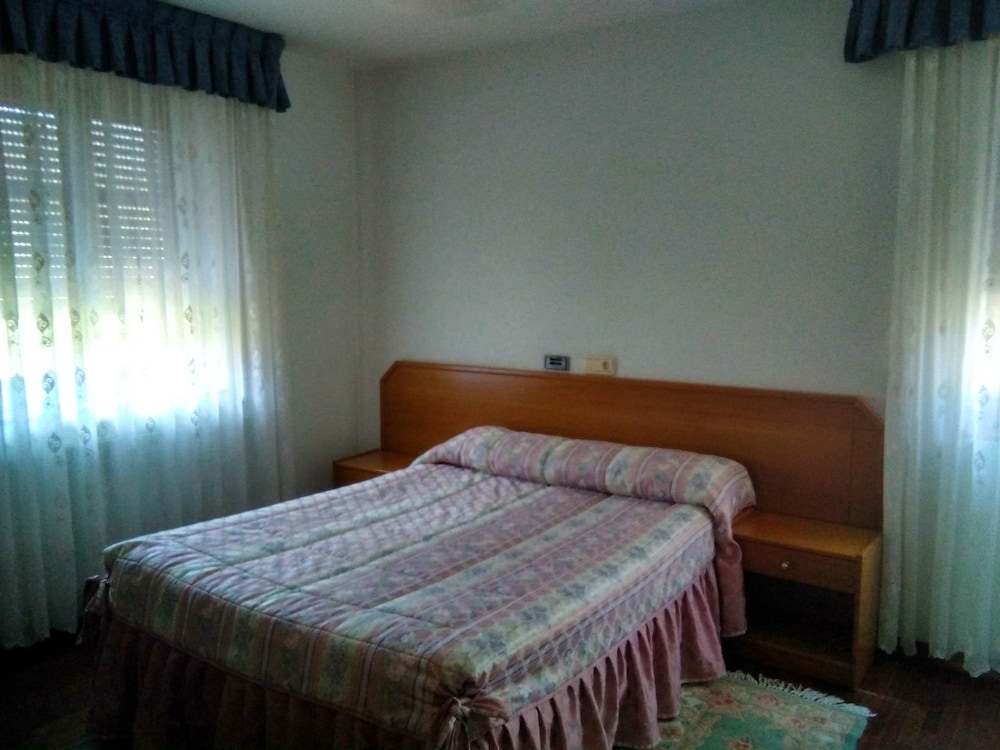 Double Or Twin Room photo 3