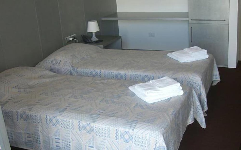 Double or Twin Room photo 2