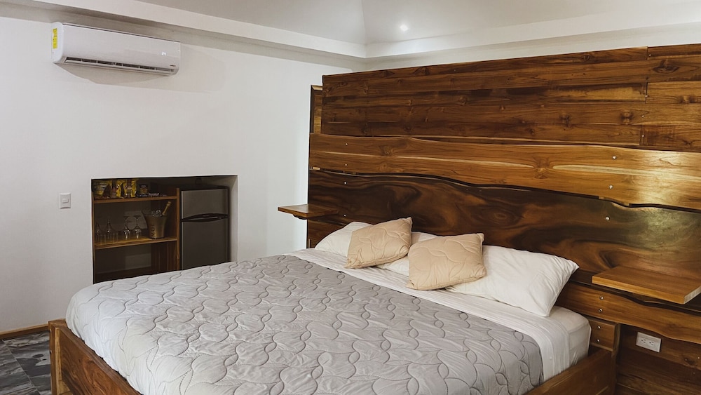 Royal Cabin
