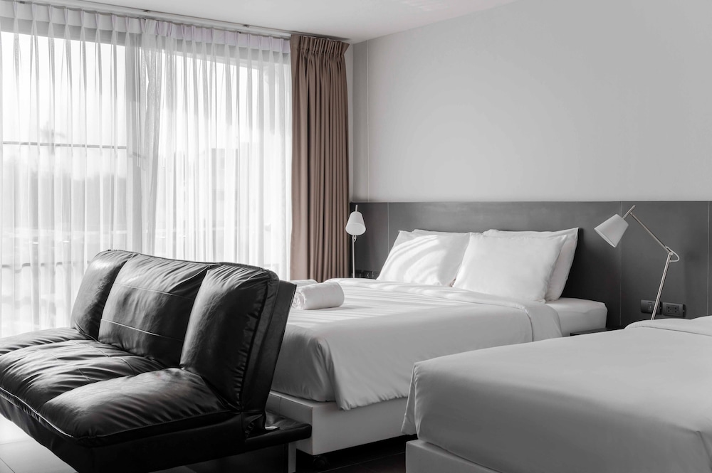 Family Triple Room, Multiple Beds, Non Smoking, City View