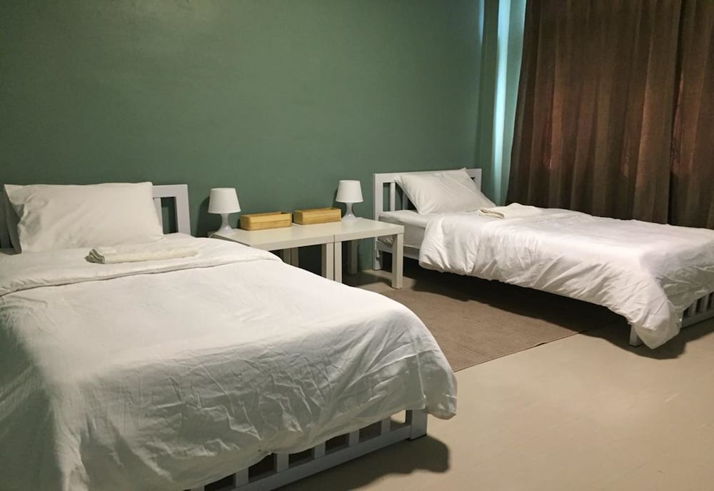 Standard Twin Room With Shared Bathroom photo 1