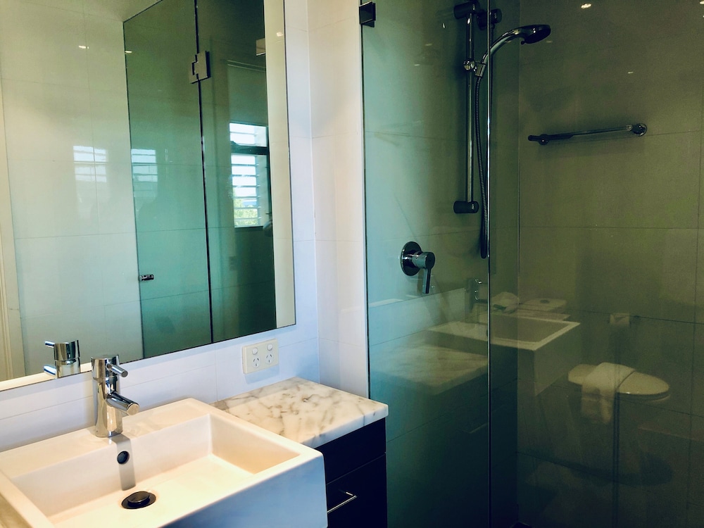 One Bedroom Executive Apartment photo 2