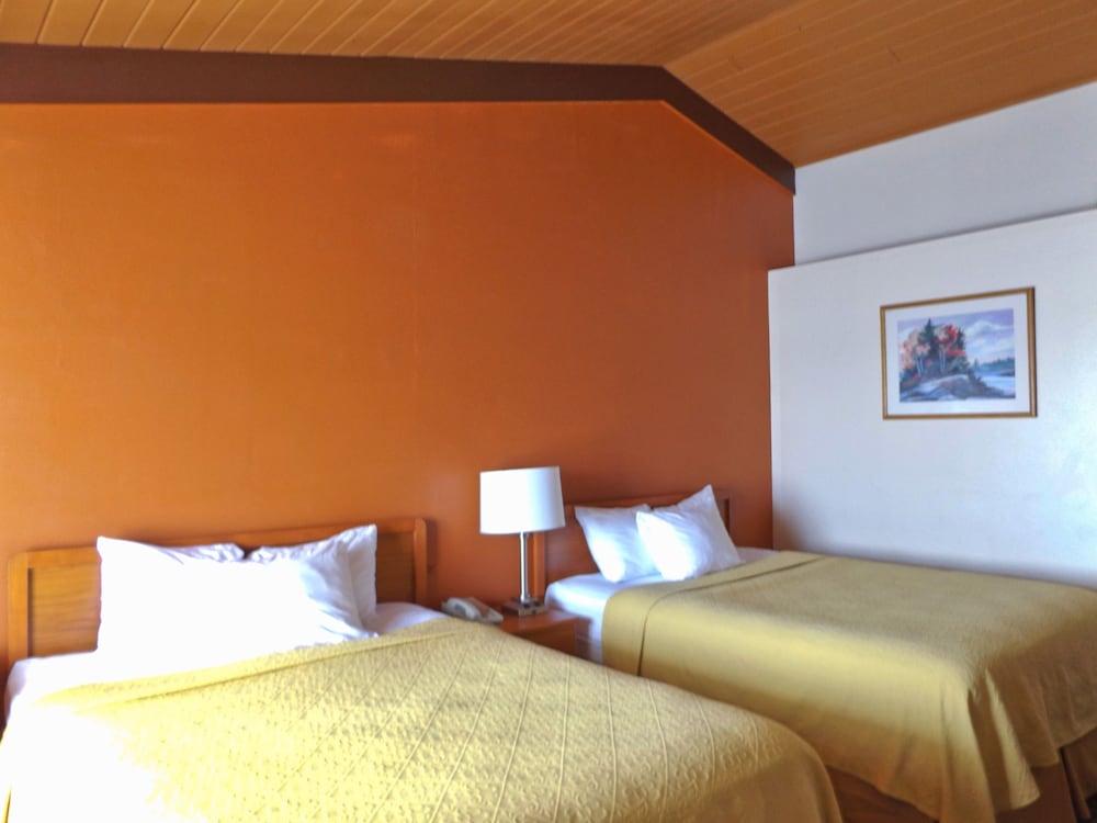 Room, 2 Queen Beds, Non Smoking photo 3