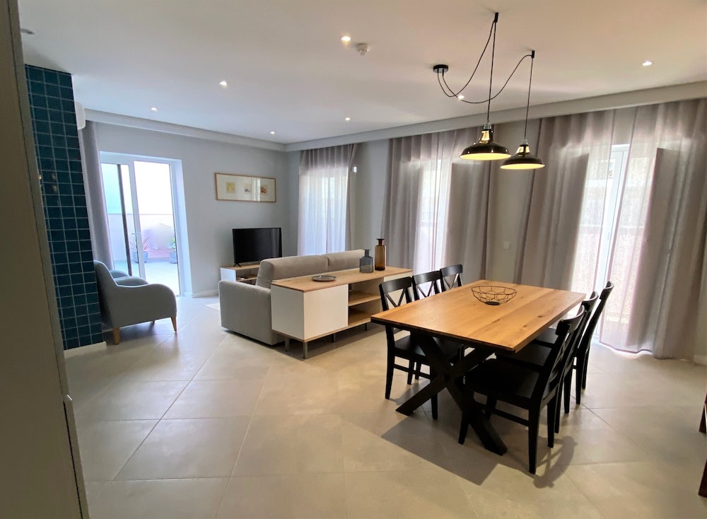 Deluxe Condo