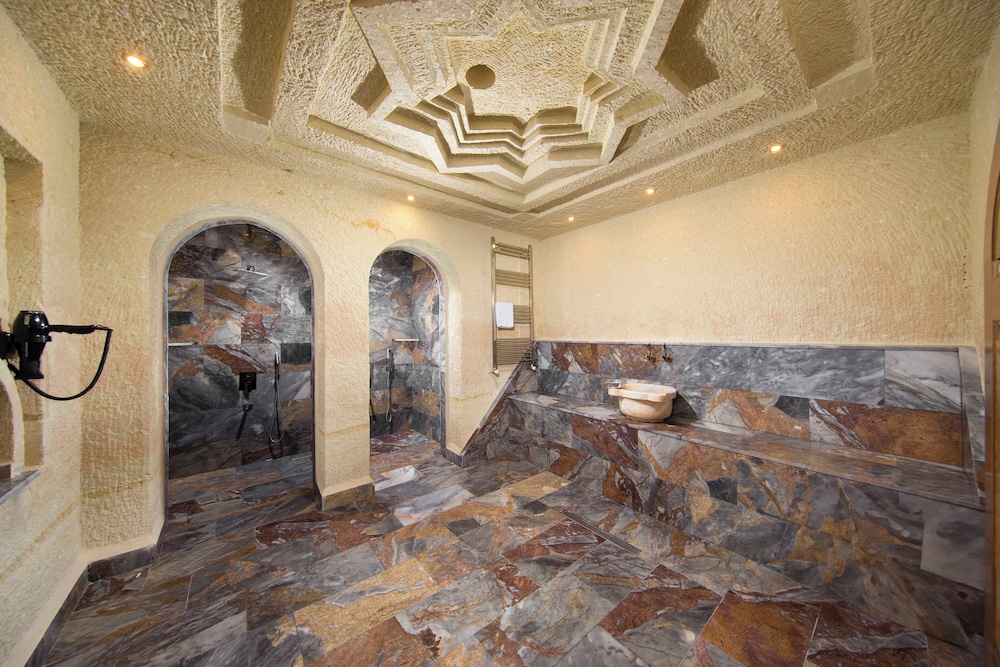 Grand Room, Patio - Photo 13