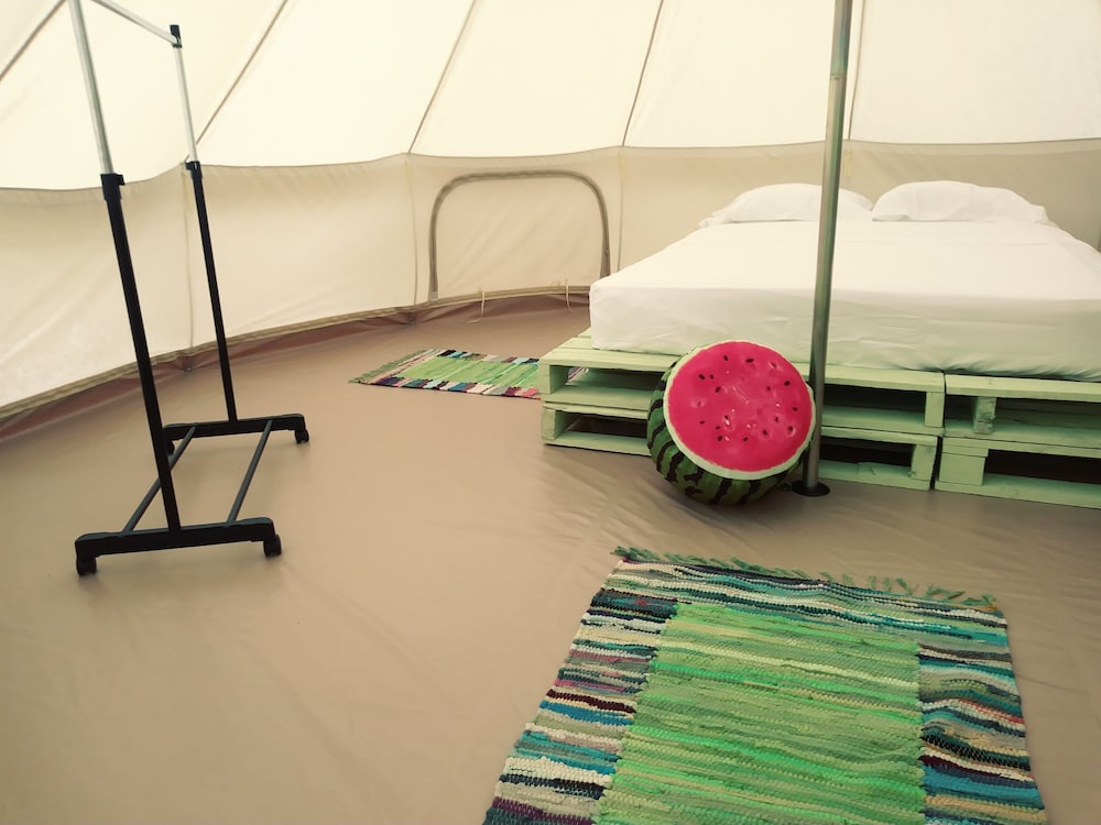 Luxury Tent, 1 Queen Bed, Non Smoking photo 3