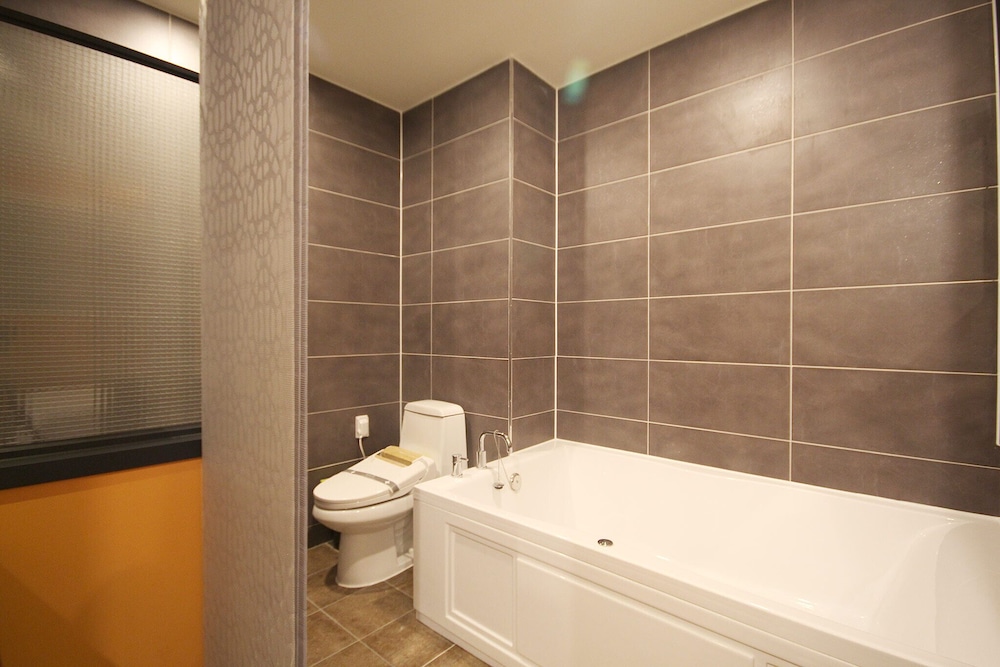 Deluxe Double Room, Non Smoking - Photo 5