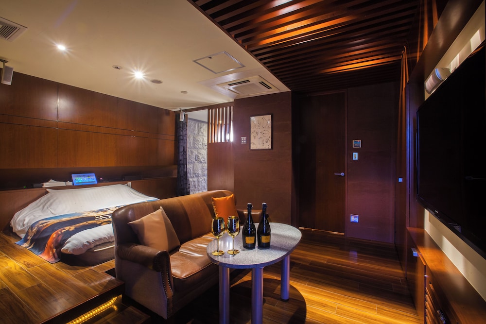 Premier Single Room, Smoking photo 1