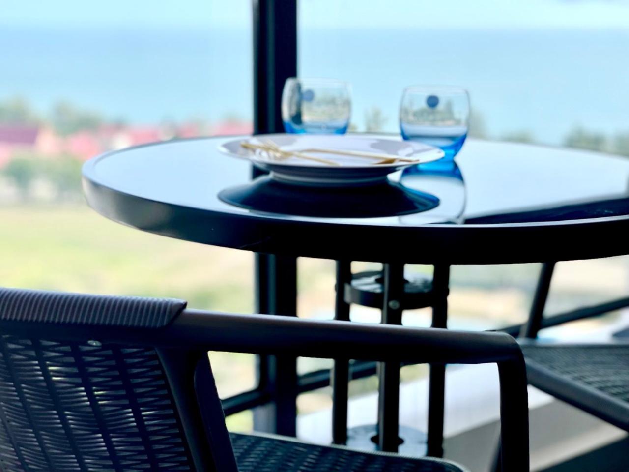 Studio With Ocean View - Photo 6