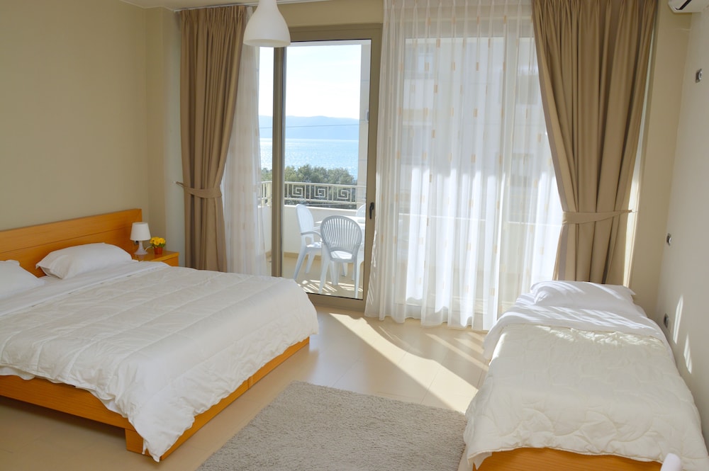 Superior Room with Sea View photo 1
