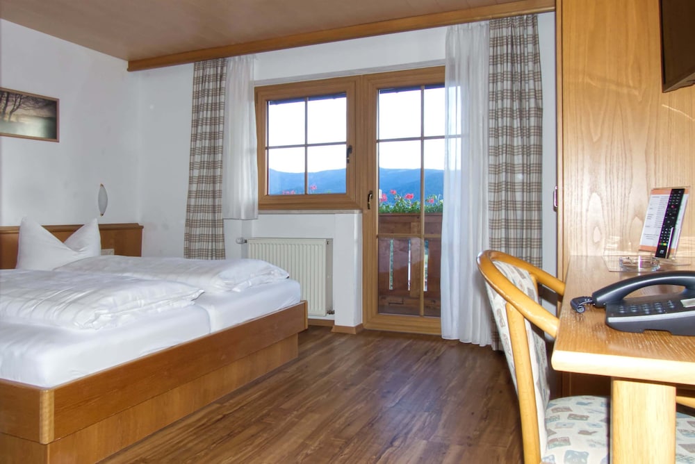 Standard Double Room - Photo 5