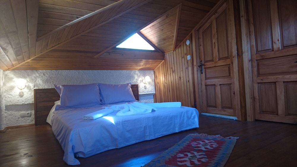 Standard Loft, 1 Double Bed photo 3