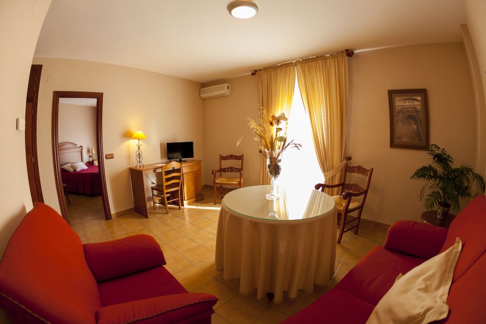 Suite, Valley View