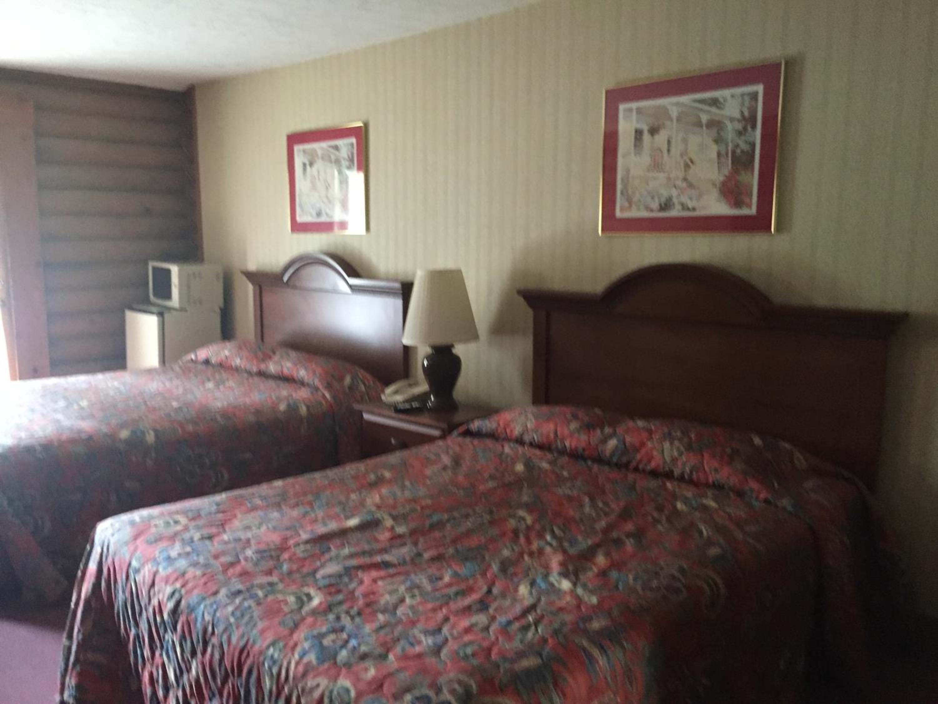 Classic Quadruple Room