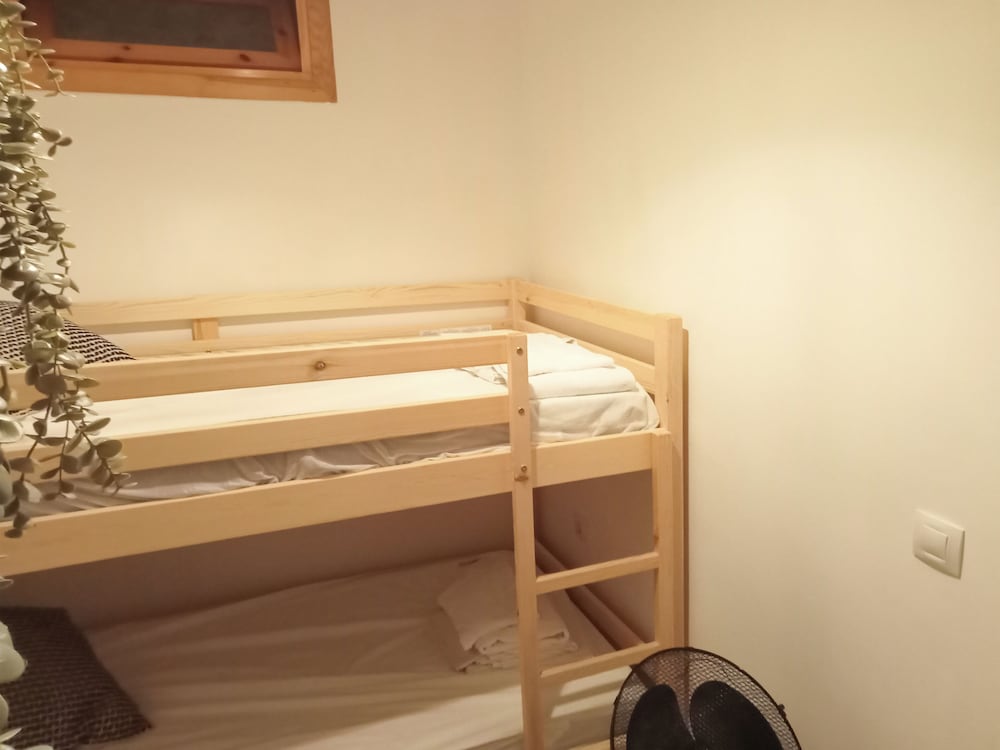 Basic Apartment photo 3