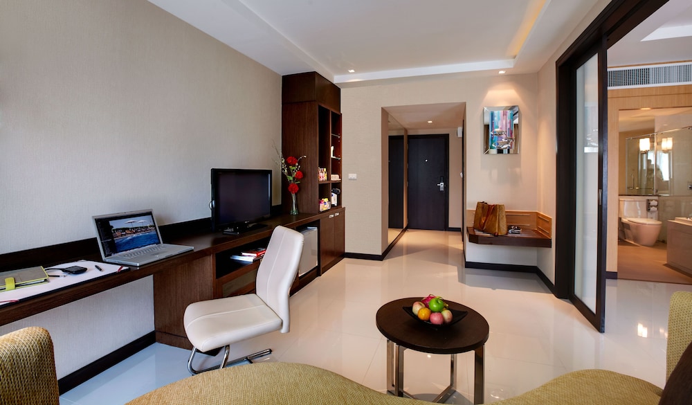 room photo