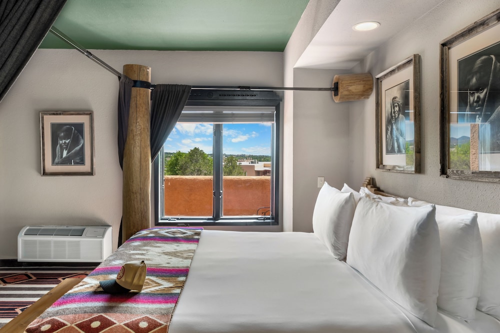 Suite, 1 King Bed (Opuntia King Kiva Suite) - Photo 2
