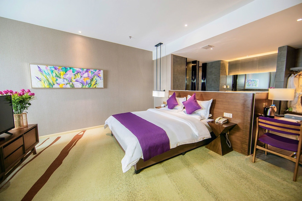 Superior Double Room(Chinese Domestic Guests Only) photo 2