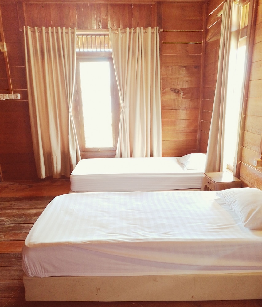 Family Quadruple Room, Multiple Beds photo 1