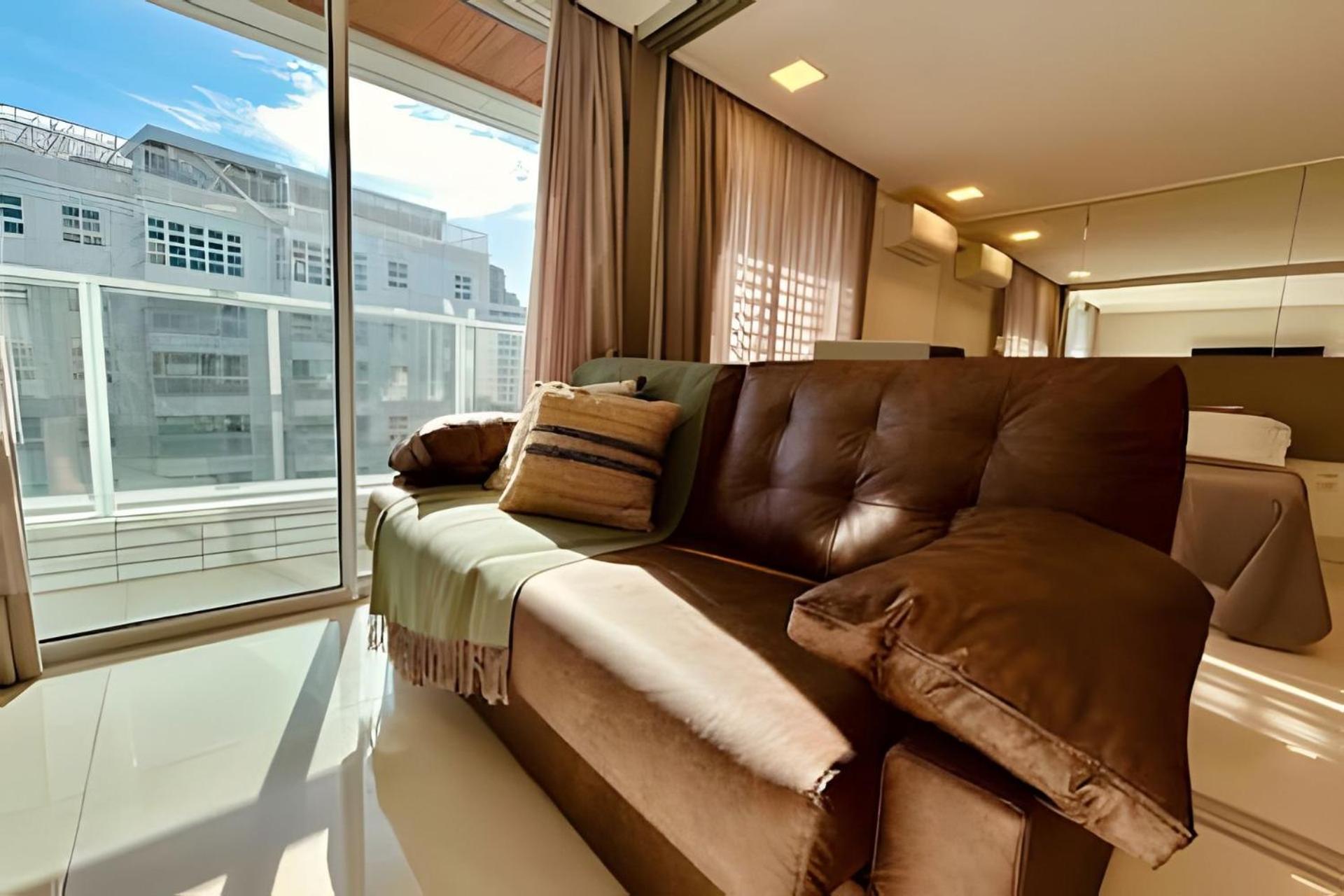 Superior One-Bedroom Apartment with Balcony