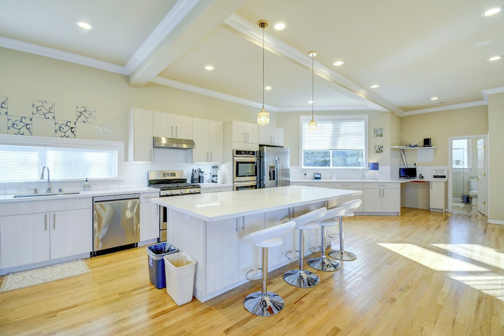 House (4 Bedrooms) photo 1