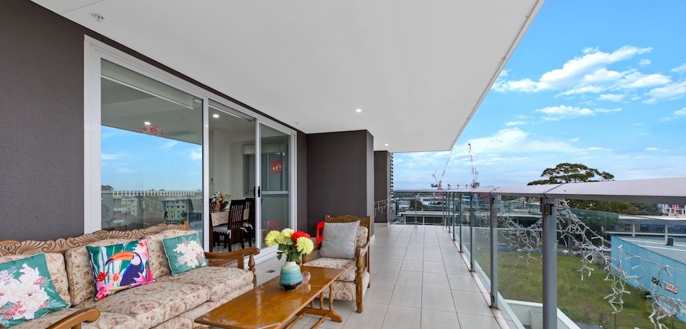 Apartment, 3 Bedrooms (NBL005)