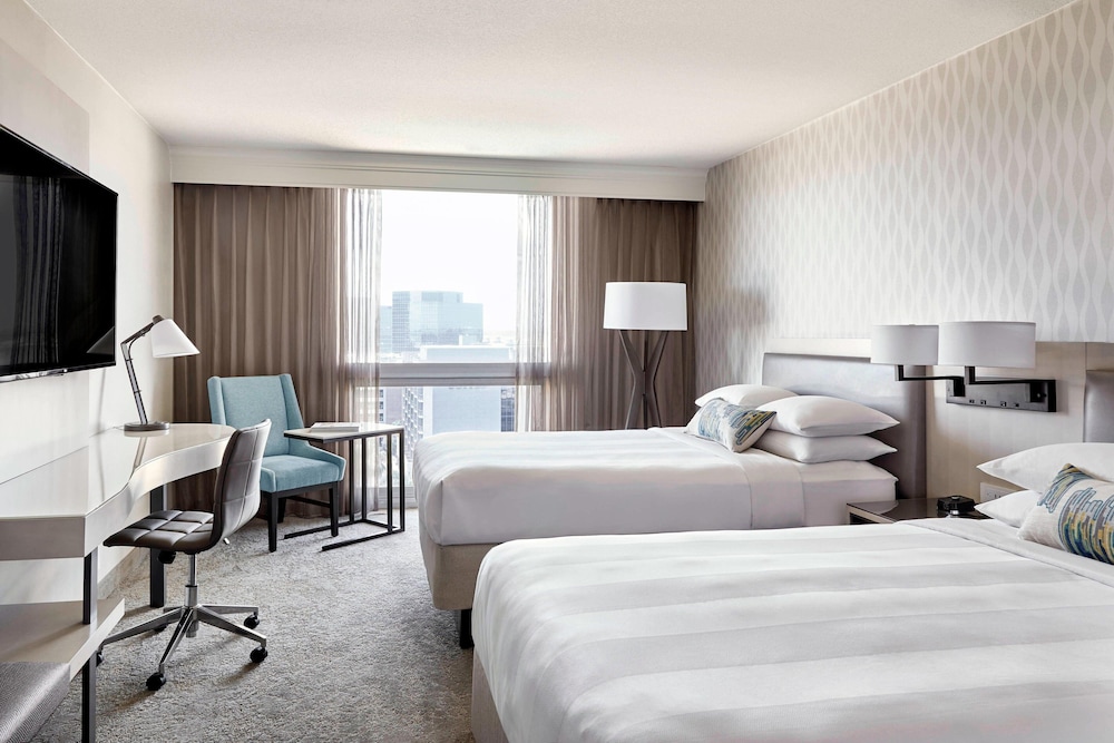 Room, 2 Double Beds (Mobility Accessible, Tub)