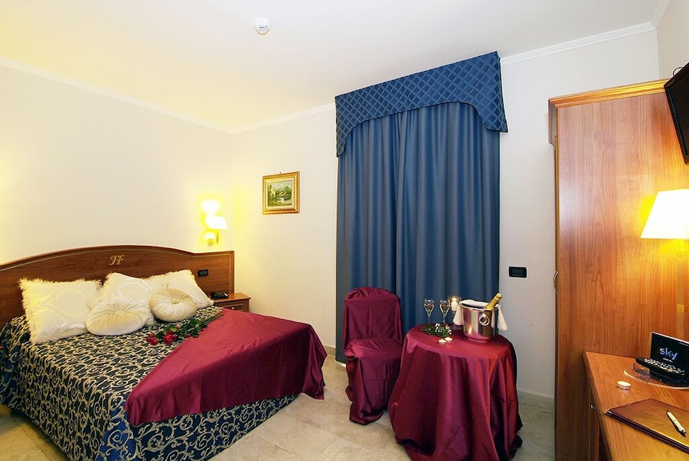 Superior Double Room - Photo 2