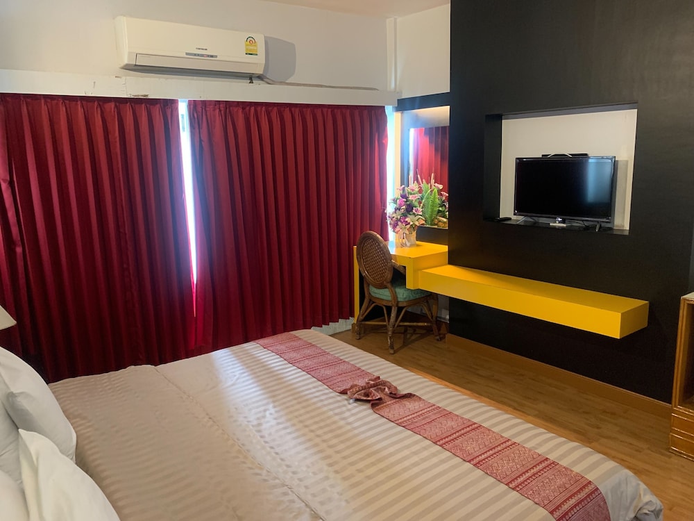 Deluxe Room, 1 Bedroom photo 2