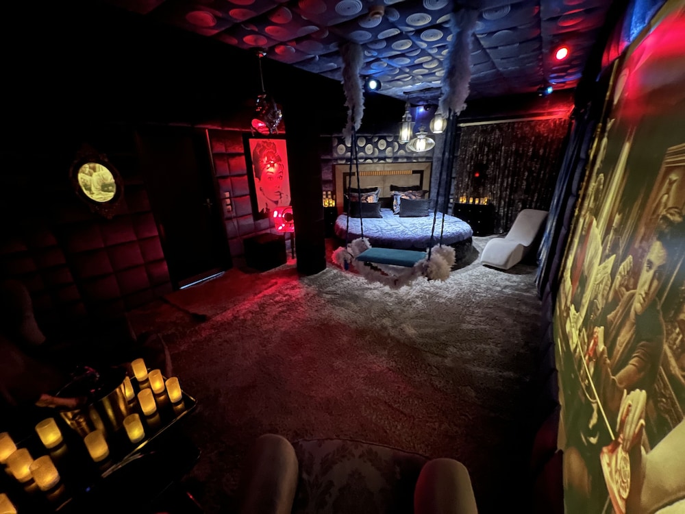 Executive Studio Suite