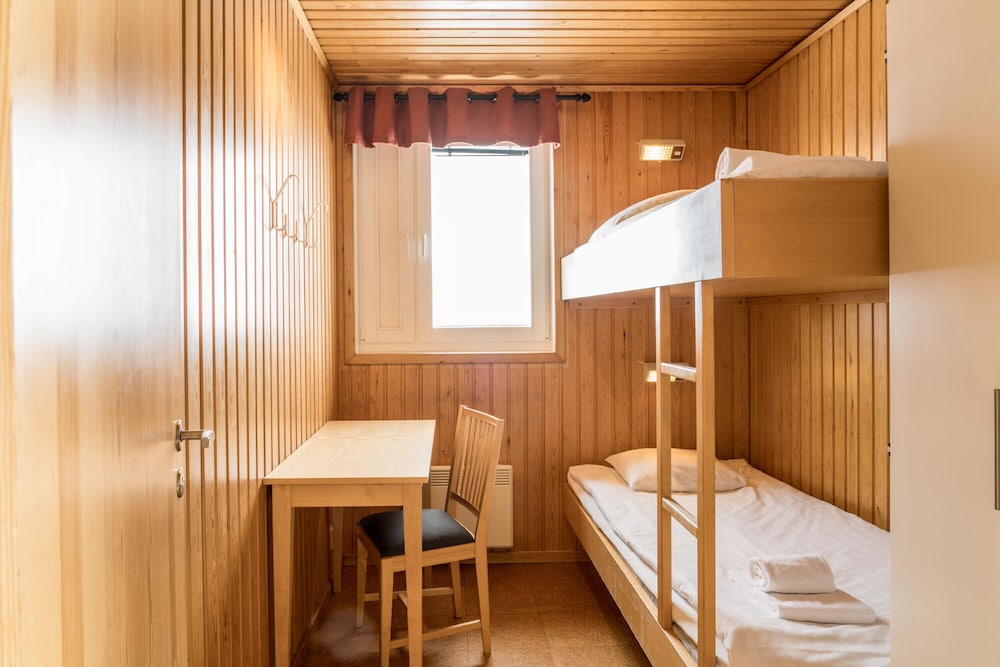 Classic Chalet, 2 Bedrooms photo 1