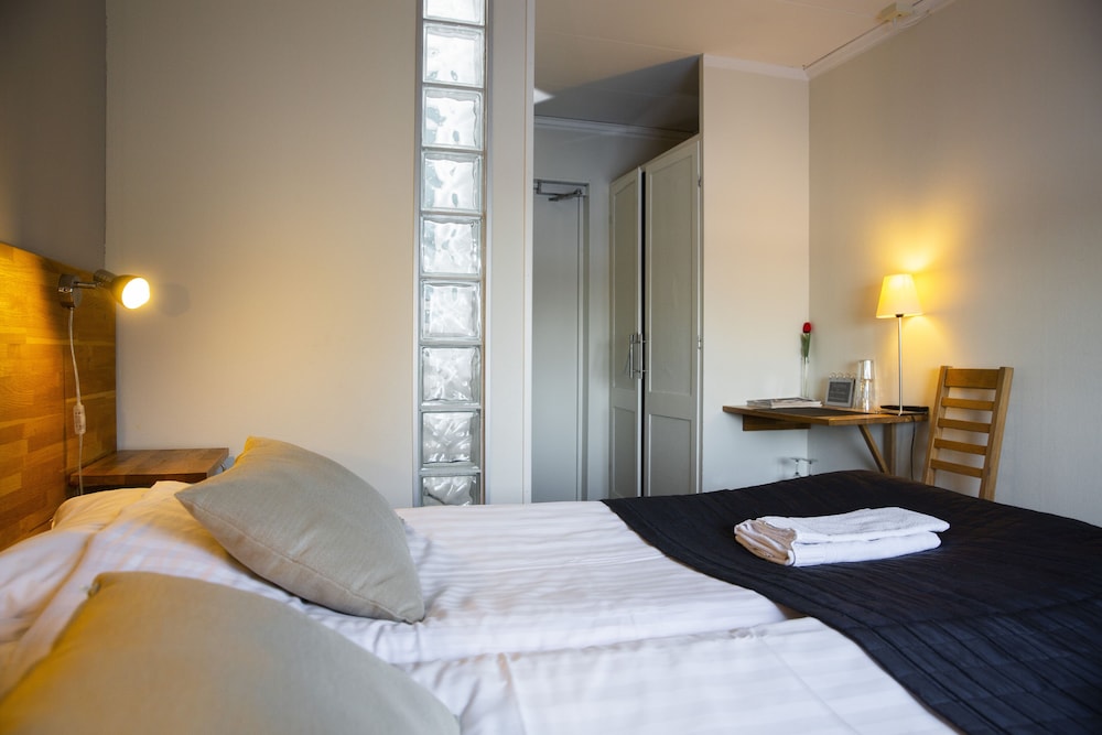 Standard Twin Room photo 3