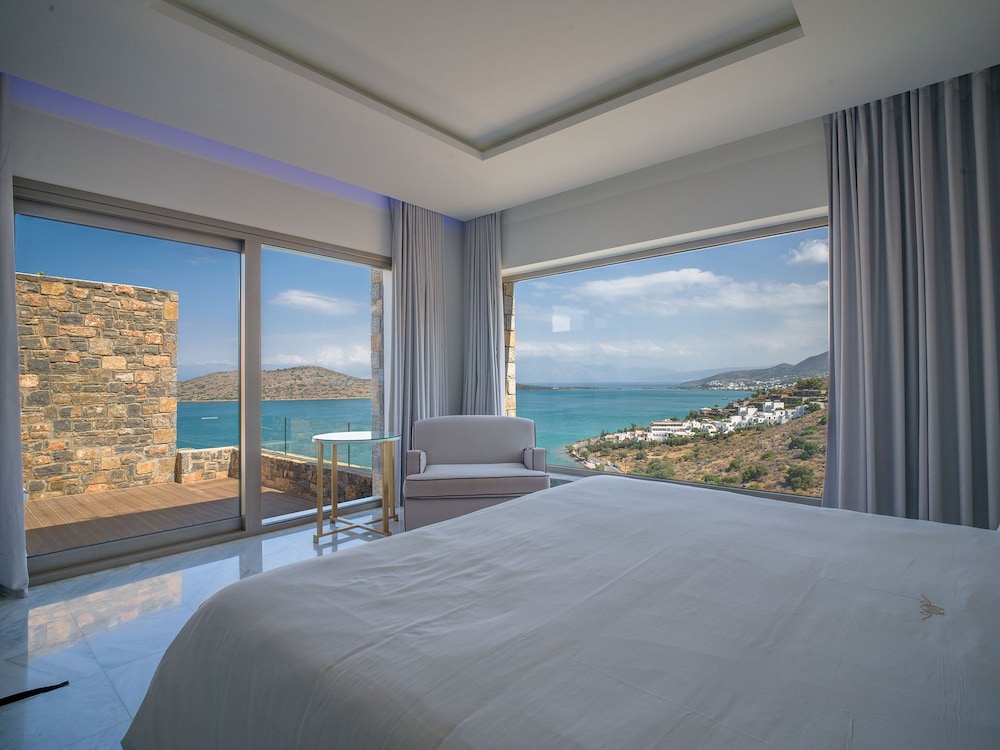 Deluxe Room, Jetted Tub, Sea View