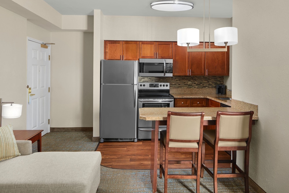 Suite, 1 Bedroom photo 3