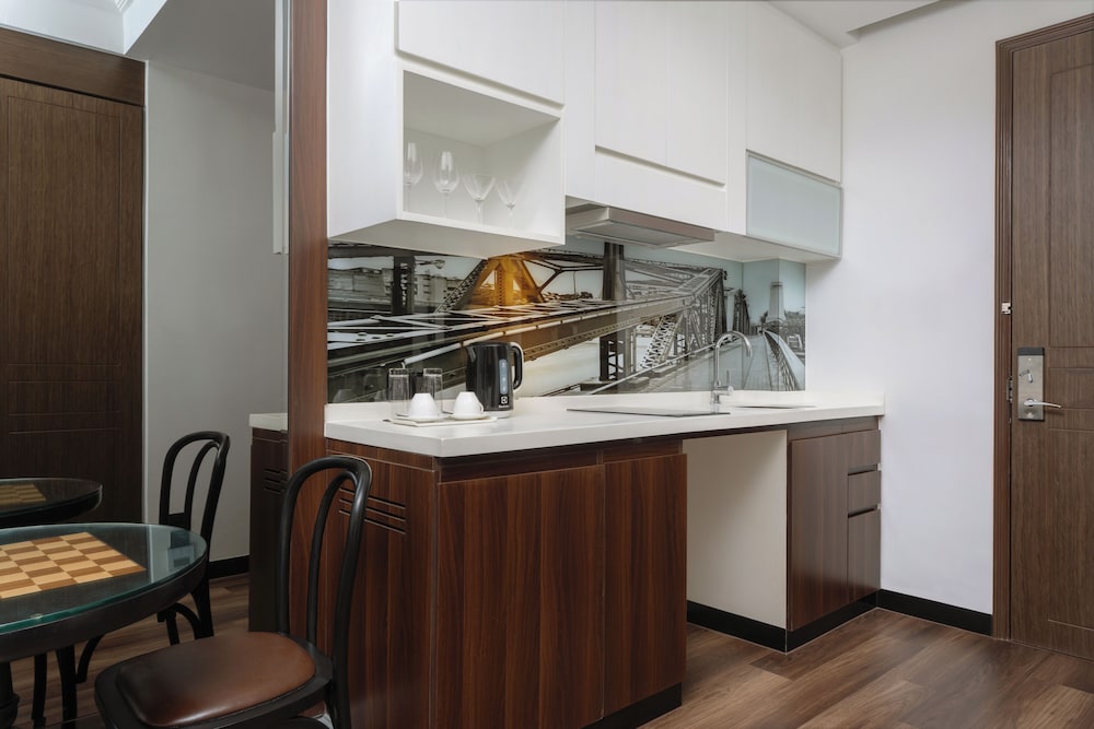 Deluxe Studio, 2 Twin Beds, City View photo 3