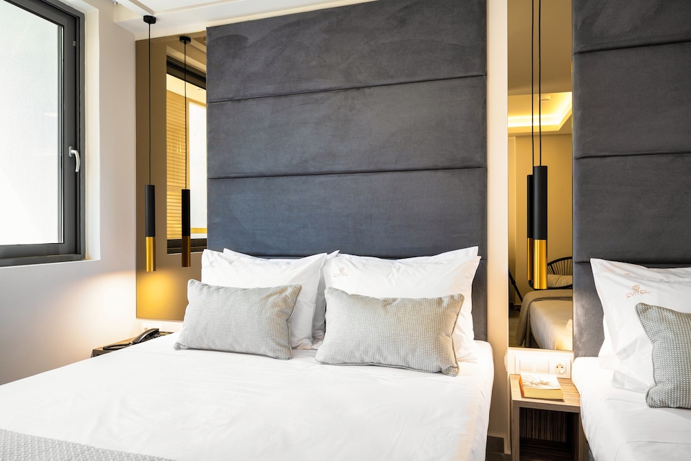 Deluxe Family Suite Open Plan - Photo 11