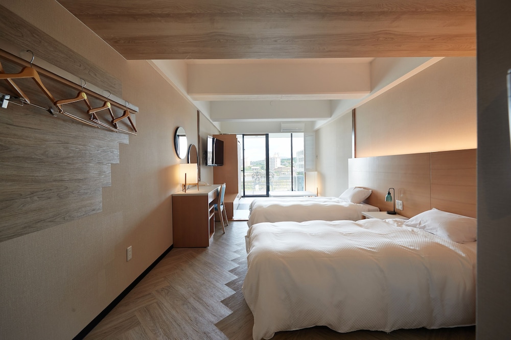 [Mountain View] Japanese Western Room, 36 sqm