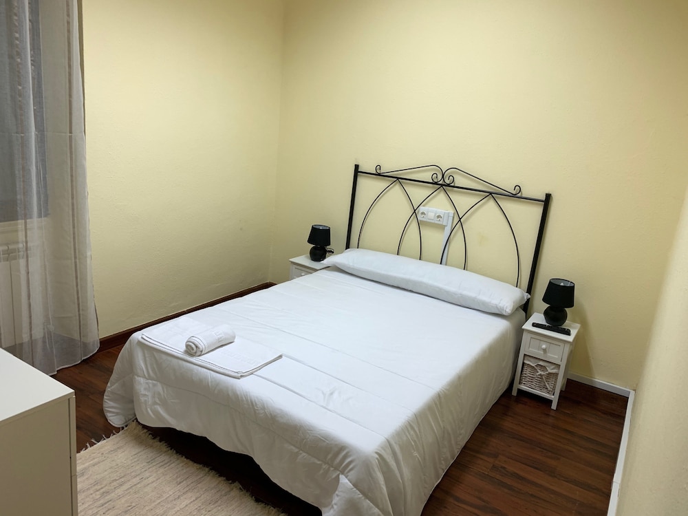 Double or Twin Room - Photo 1