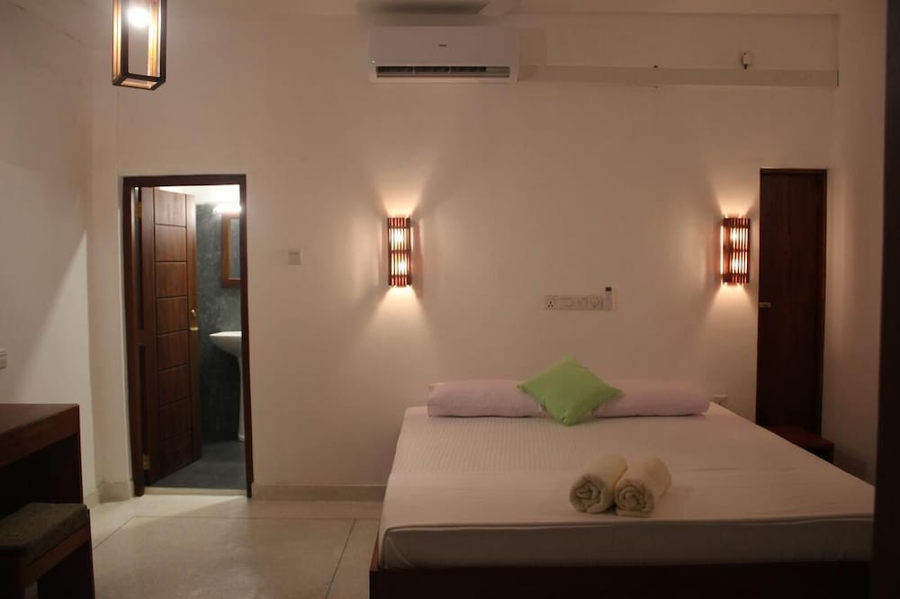 Deluxe Double Room photo 2