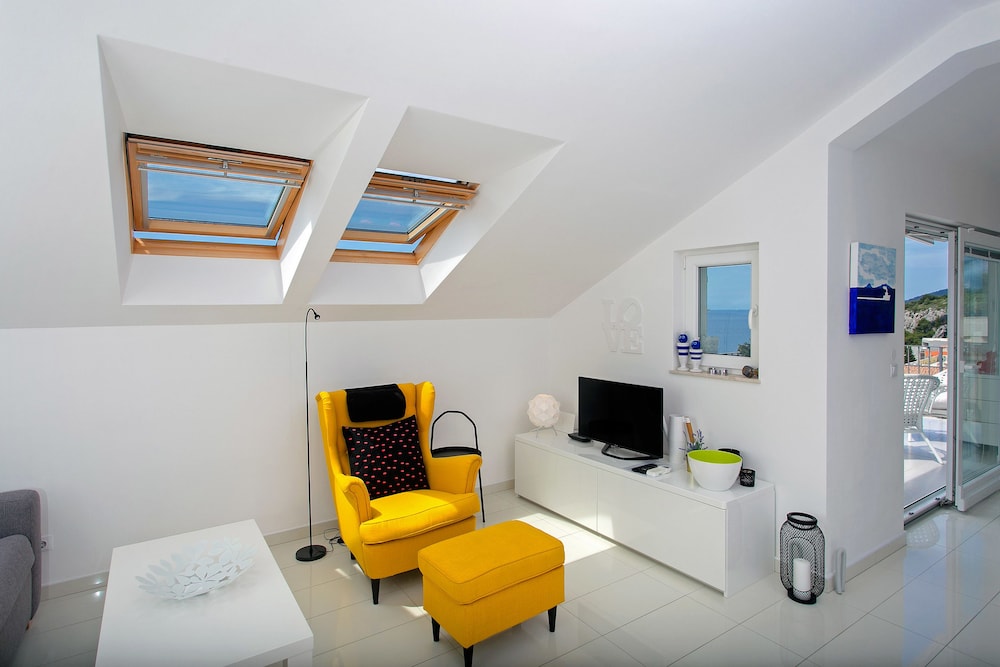 Panoramic Penthouse, Sea View (One & Only), photo 6