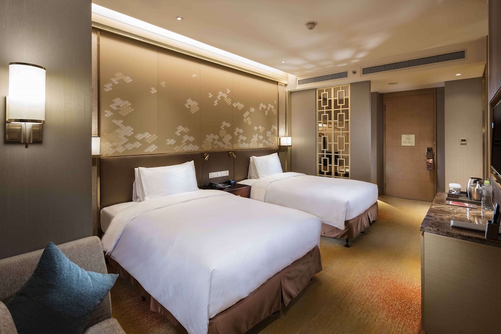 Double Executive Corner Room