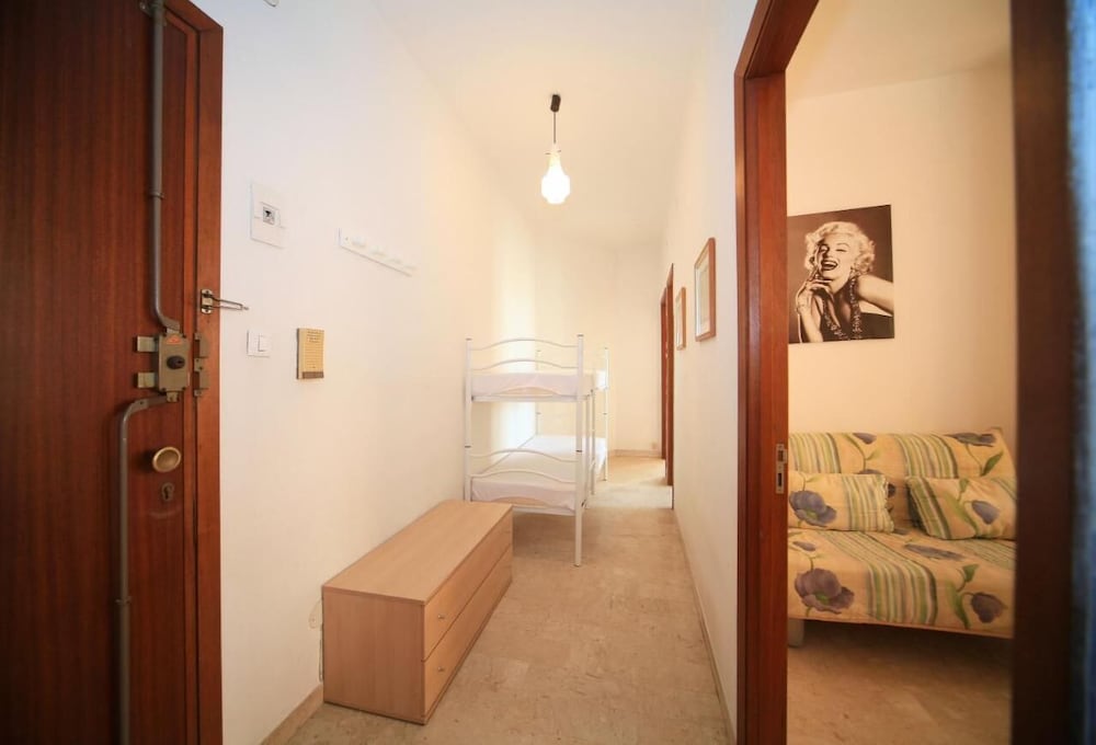 Standard Apartment photo 2