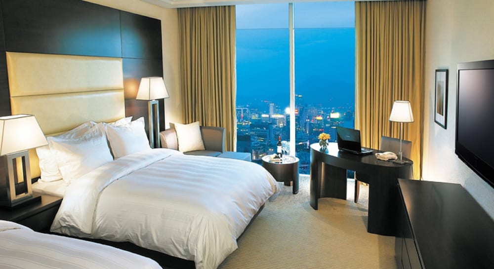Deluxe Room, Multiple Beds photo 2
